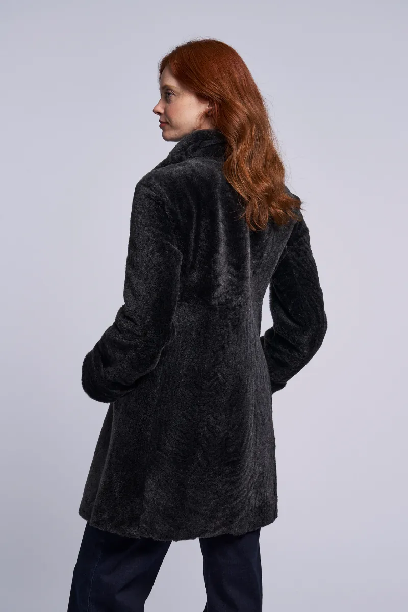 8205 Reversible shearling coat