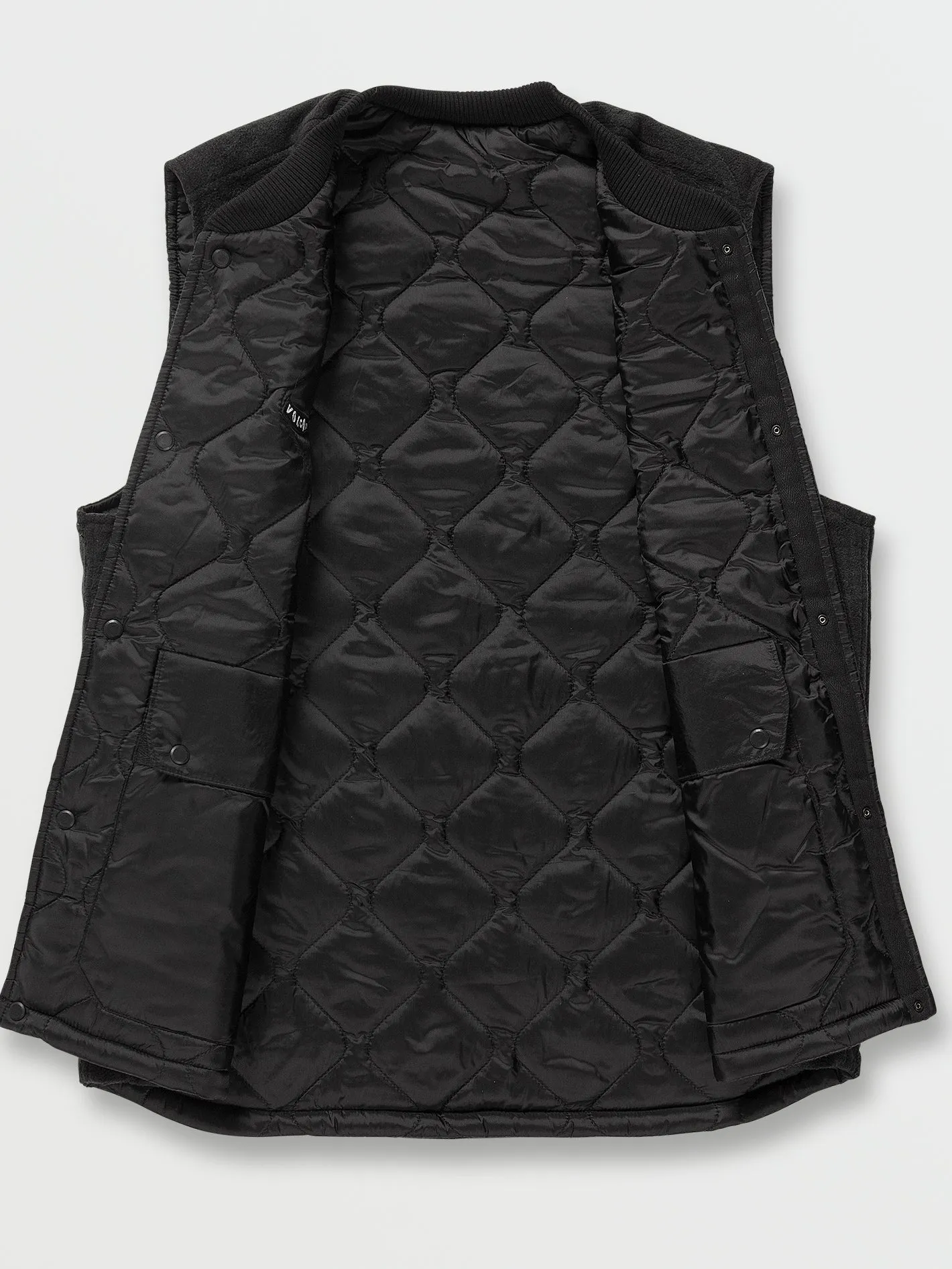 Bowered Reversible Vest - Black