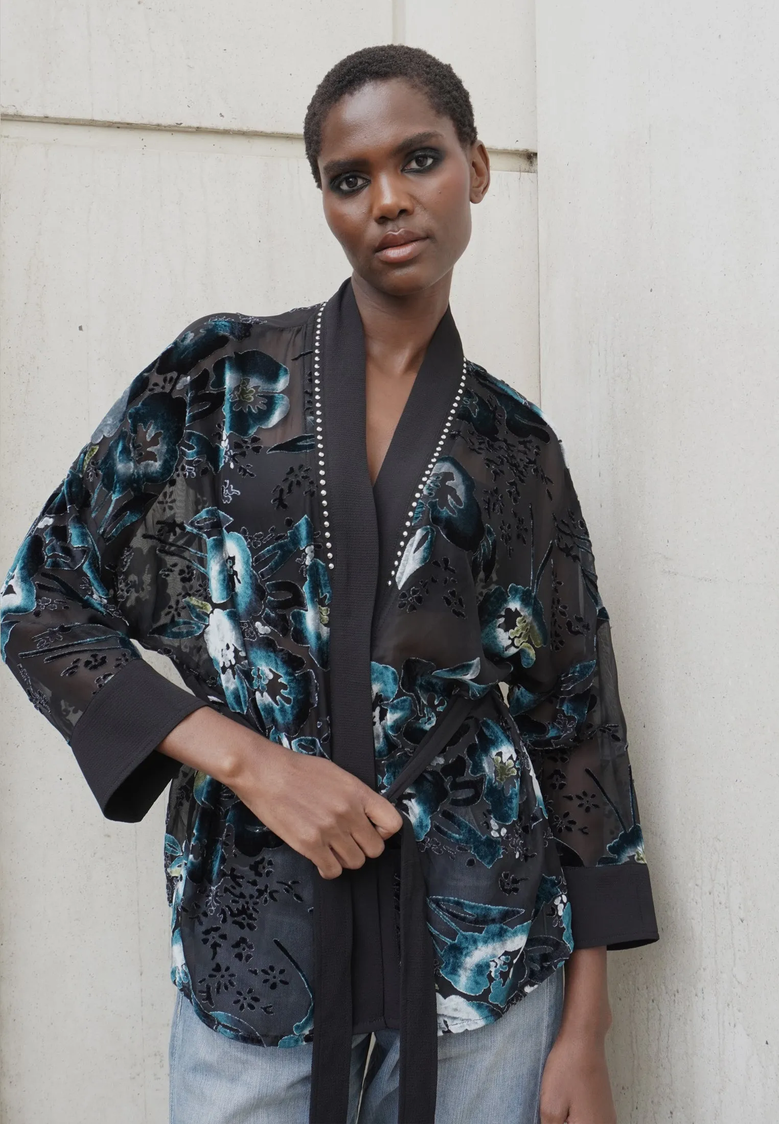 LUMINOSITY KAFTAN