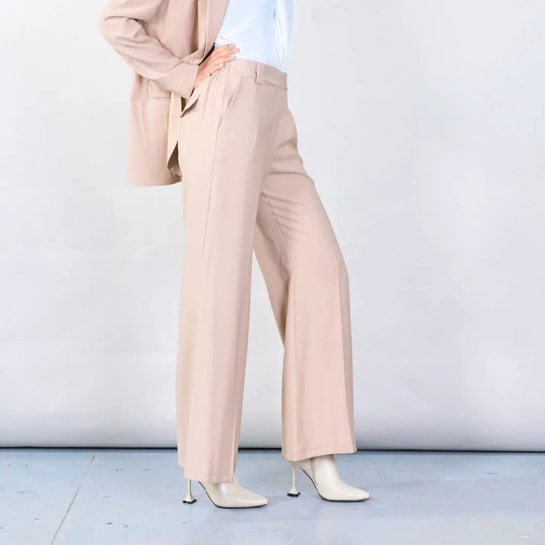 Stylish wide-leg trousers wholesale