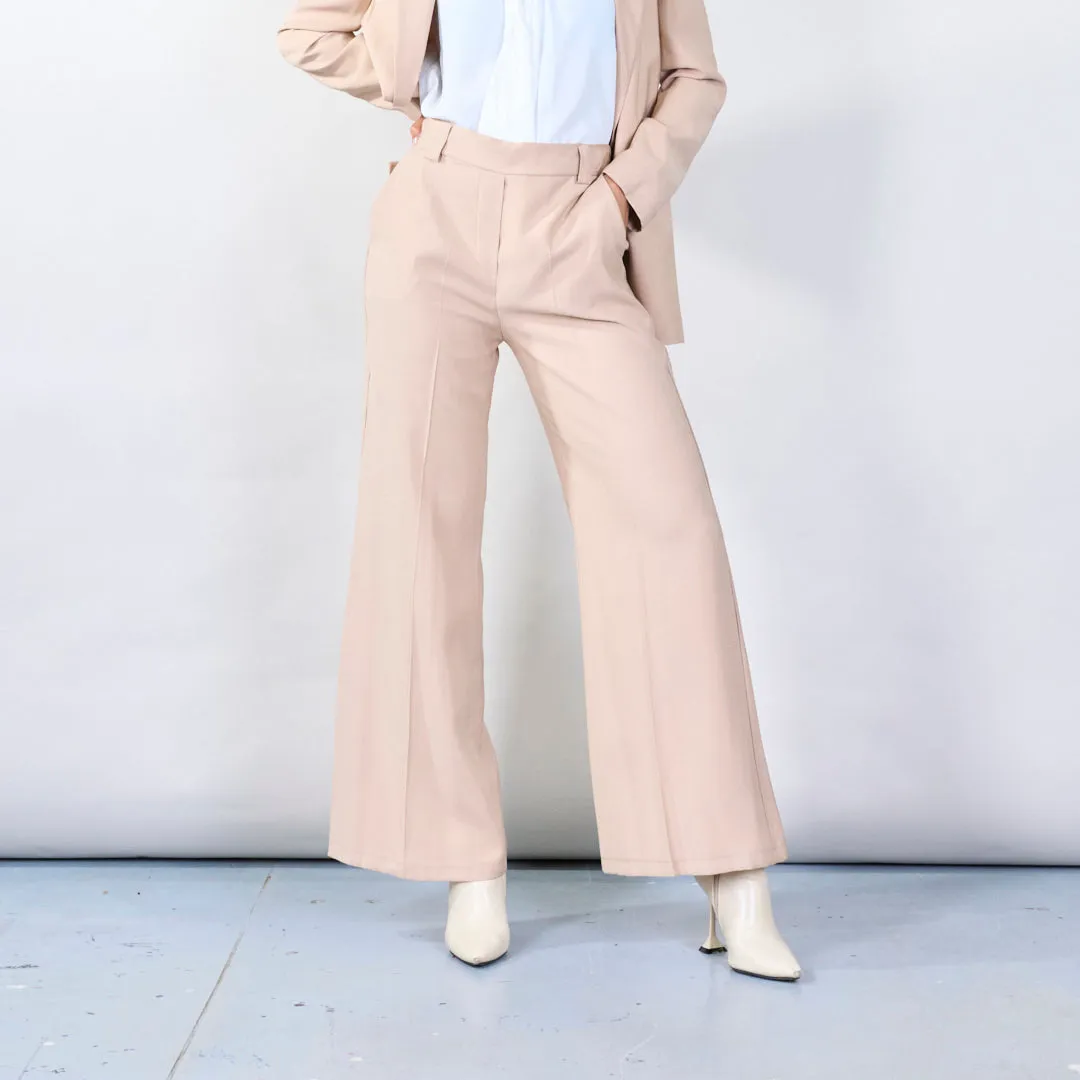 Stylish wide-leg trousers wholesale